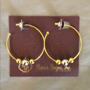 Brand new never worn Premier Designs hoop earrings